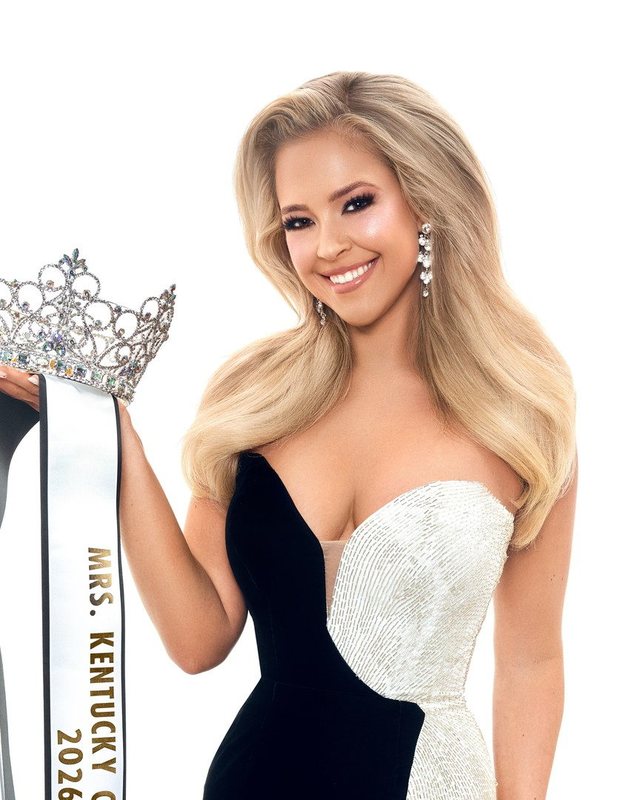 Titleholder portrait